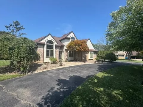 7144 Hunter Ridge Ct, Pittsfield, MI 48176
