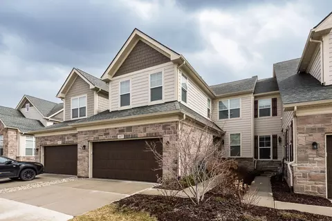 3077 N Spurway Dr, Ann Arbor, MI 48105