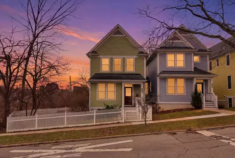 201 W Summit St, Ann Arbor, MI 48103