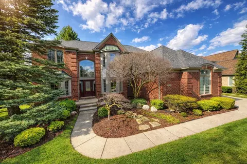 45844 Southwick Dr, Canton, MI 48188