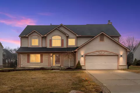 24403 Elmhurst Ave, Farmington Hills, MI 48336