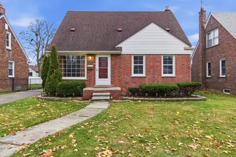 2655 Willow St, Dearborn, MI 48124