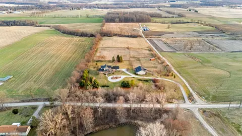 5665 Braun Rd, Saline, MI 48176