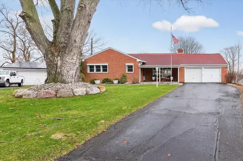 3672 Cushing Ct, Dexter, MI 48130