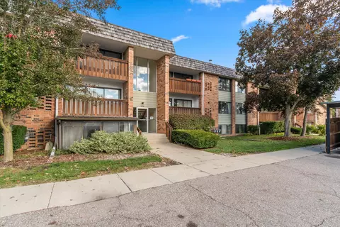 1235 S Maple Rd UNIT ANN, Ann Arbor, MI 48103