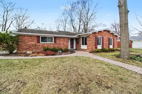 2839 Pebble Creek Dr, Ann Arbor, MI 48108