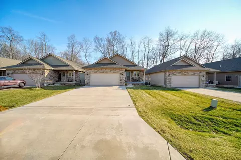1036 Preservation Dr, Tecumseh, MI 49286