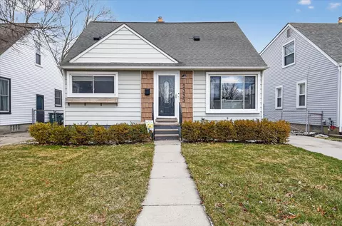 2333 Barrett Ave, Royal Oak, MI 48067