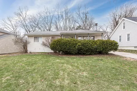 635 Dellwood Dr, Ann Arbor, MI 48103