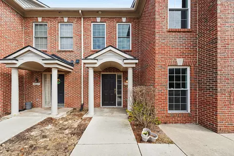 5729 Hampshire Ln, Pittsfield, MI 48197