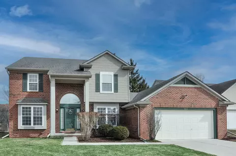 3162 Shamrock Ct, Ann Arbor, MI 48105