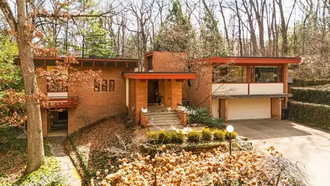 276 Indian River Pl, Ann Arbor, MI 48104