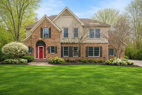 5428 Lohr Lake Dr, Pittsfield, MI 48108