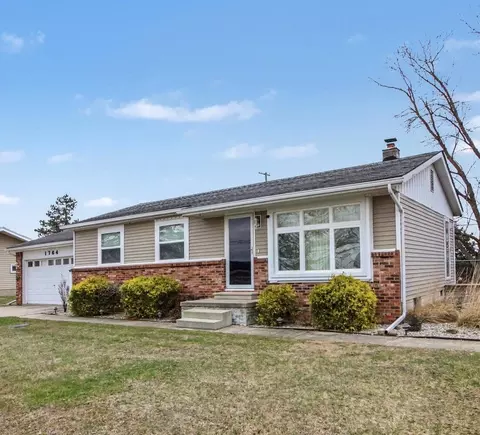 1764 Sheick Rd, Raisinville, MI 48162