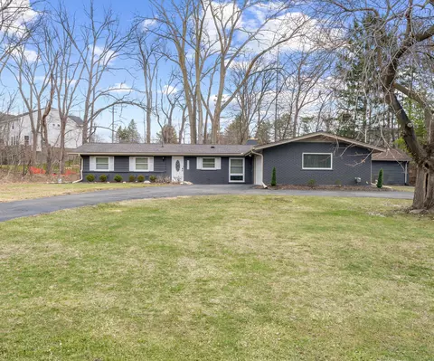 43440 Cottisford St, Northville, MI 48167