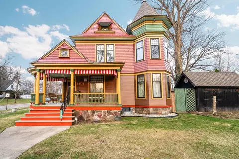 1401 Greenwood Ave, Jackson, MI 49203