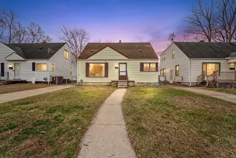 33963 Glover St, Wayne, MI 48184