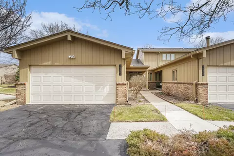 12301 Pinecrest Dr, Plymouth, MI 48170