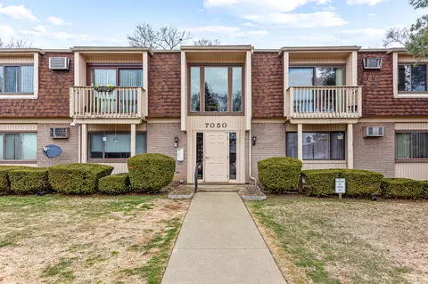 700 Villa Drive Unit Dr #5, Waterford, MI 48327