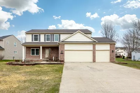 4103 Willow Pond Dr, Pittsfield, MI 48197