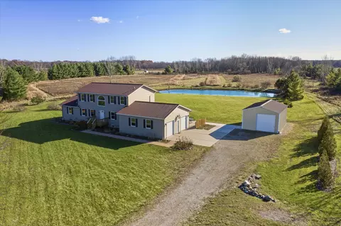 9227 Yager Rd, Columbus, MI 48063
