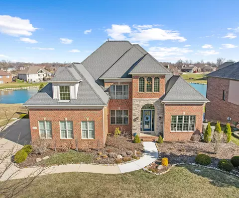 8178 Hunters Ridge Dr, Newport, MI 48166