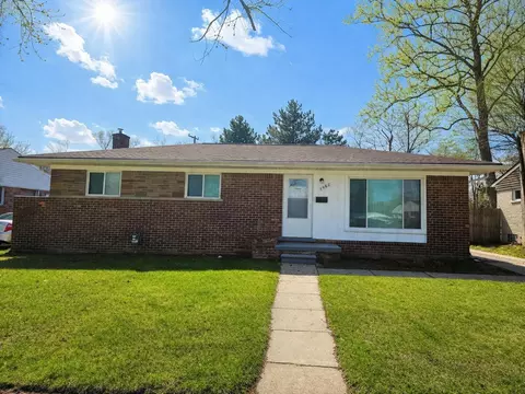 1962 Mary Catherine St, Ypsilanti, MI 48198