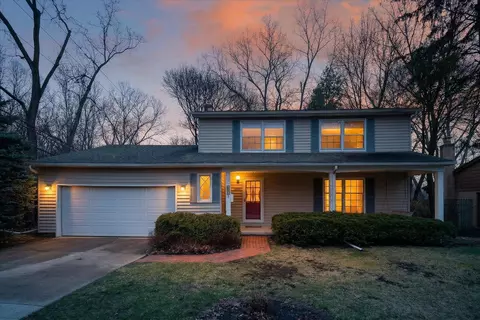 1411 Dicken Dr, Ann Arbor, MI 48103