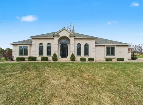 1100 Longview Ln, York, MI 48176