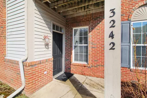 3242 Primrose Ln, Pittsfield, MI 48197
