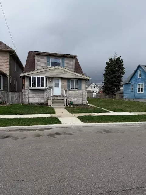 840 Superior Blvd, Wyandotte, MI 48192