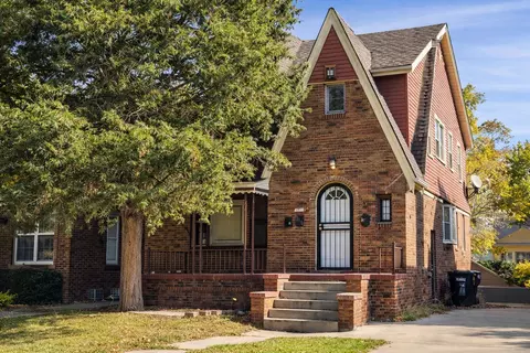 13572 Saint Marys St, Detroit, MI 48227