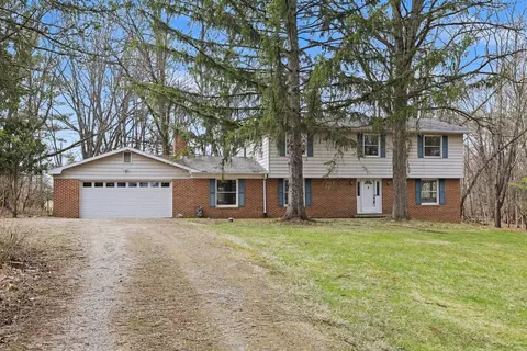 2889 Parkridge Dr, Scio, MI 48103