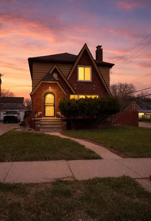 16700 Fenmore St, Detroit, MI 48235