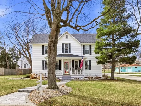 119 Union St, Port Austin, MI 48467