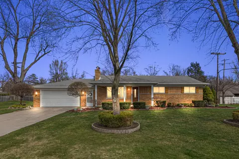 52742 Pappy Ln, Shelby Township, MI 48316