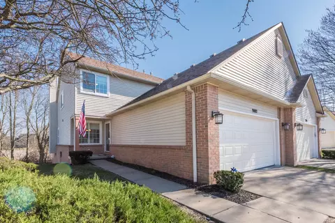 9002 Pine Cove Dr, Northfield, MI 48189