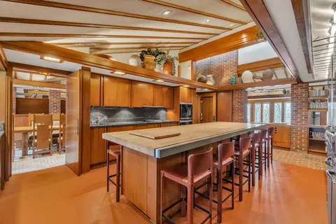 Kitchen - 5140 Turtle Point Dr, Northfield, MI 48105 photo 1 of 4
