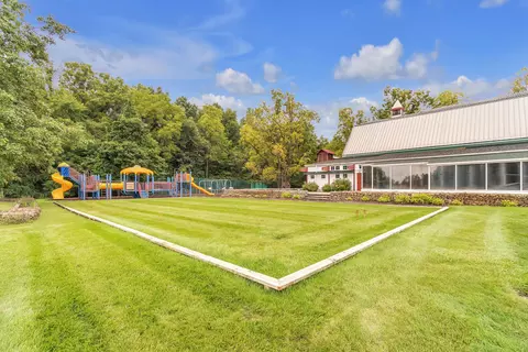 Exterior - 5140 Turtle Point Dr, Northfield, MI 48105 photo 9 of 17