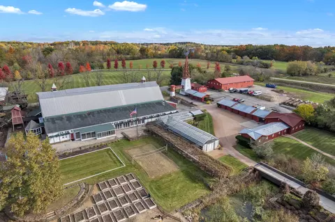 View/Area - 5140 Turtle Point Dr, Northfield, MI 48105 photo 2 of 8