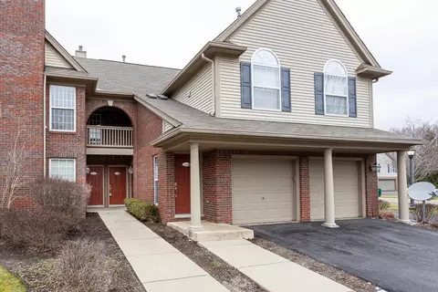 28471 Carlton Way Dr, Novi, MI 48377