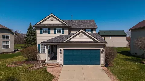 8302 N Warwick Ct, Superior, MI 48198