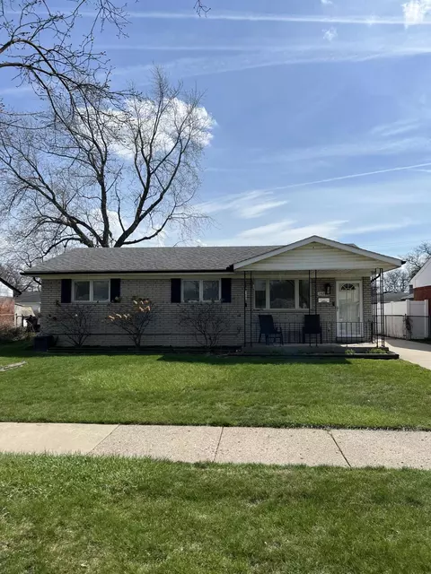 14281 Elgin St, Oak Park, MI 48237