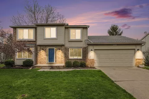 5941 Cottonwood Dr, Pittsfield, MI 48197