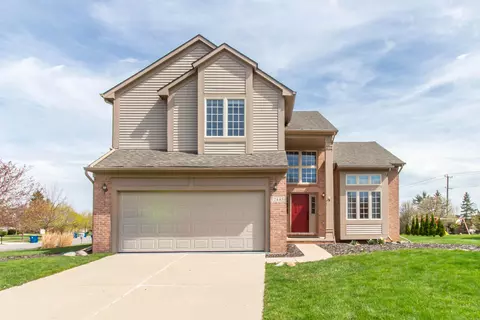 2445 Cliffside Ct, Ann Arbor, MI 48103