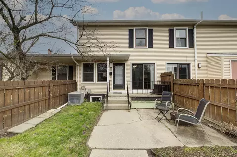 2824 Roundtree Blvd, Ypsilanti, MI 48197