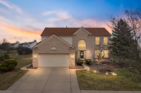 4677 Clover Rd, Canton, MI 48188