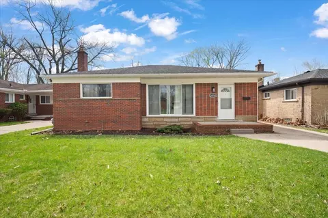 24765 Ross Dr, Redford, MI 48239