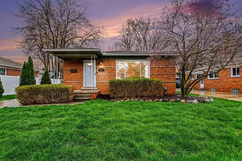 1015 Englewood Ave, Royal Oak, MI 48073