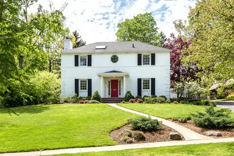 2124 Brockman Blvd, Ann Arbor, MI 48104